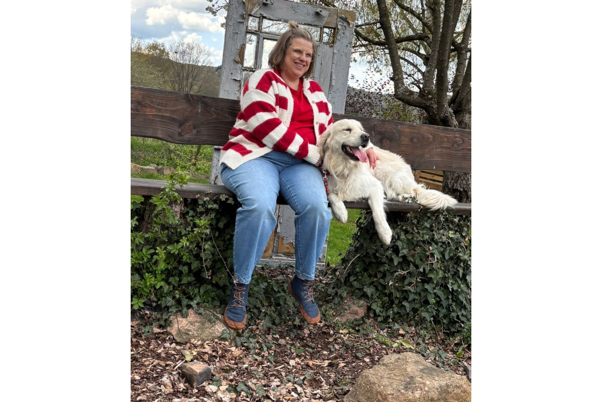 Alexandra Faust und “I walk my way (Jupp) of Lunas family”